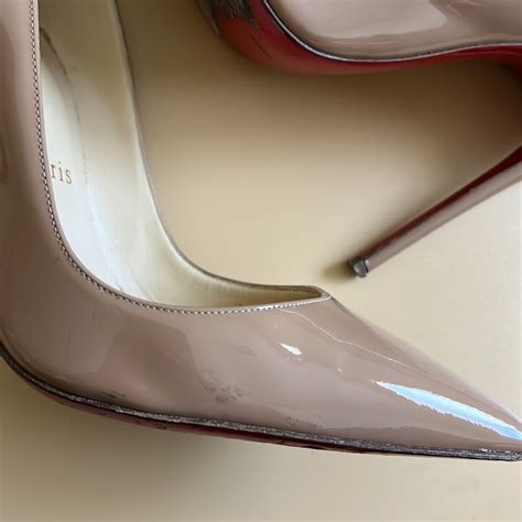 Nude Christian Louboutin So Kate Pumps Gem