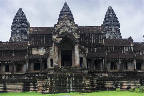 Angkor Wat view 12723343 Stock Photo at Vecteezy