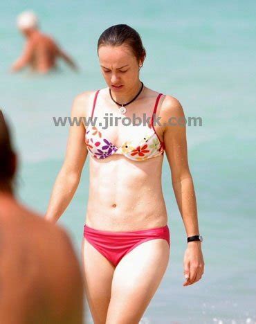 10 Hot Martina Hingis Bikini Pics