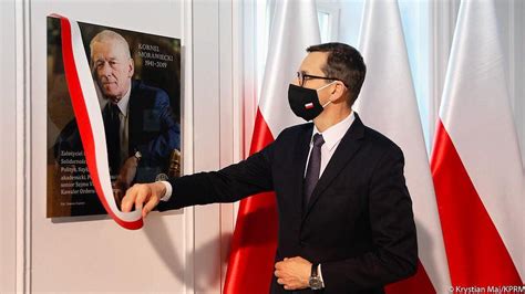 Walka Ukrainy Jak Walka Solidarno Ci Walcz Cej Czyli Morawiecki Kontra