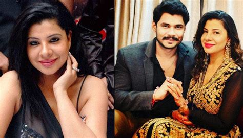 Bigg Boss Fame Sambhavna Seth Gets Engaged To Her Boyfriend Against Her