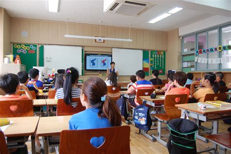 South Koreans Are Taught This About North Korea As Children - Koreaboo