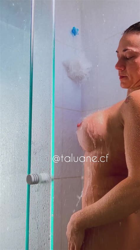 Taluane Naked Taking A Shower And Showing Off All Wet Cnn Amador