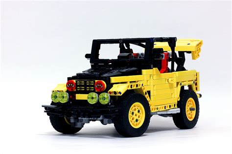 Lego Technic Toyota FJ40 Land Cruiser Icon - Street MOD | Lego technic ...