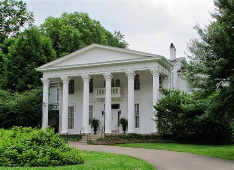 BIG OLD HOUSES: An Old Kentucky Home