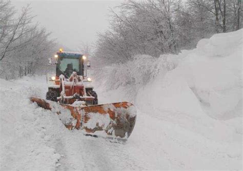 Neve Oltre Mezzo Metro A Passo Delle Radici La Provincia LaPressa It