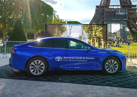 El Toyota Mirai De Hidr Geno Rompi R Cord De Autonom A Kms Con