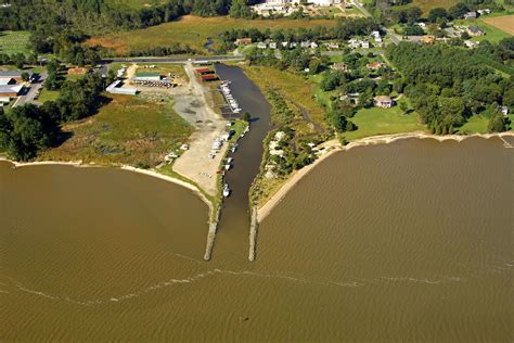June Parker Marina in Tappahannock, VA, United States - Marina Reviews