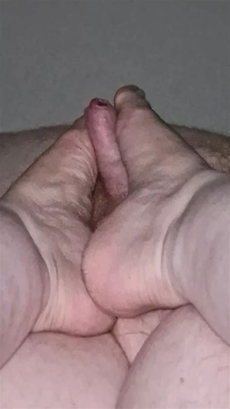 Chubby BBW Giving Footjob Feat Cloblow69 By Onlyfans XHamster
