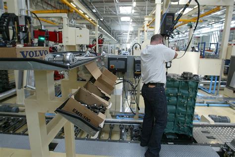 Photographes En Rh Ne Alpes Inauguration D Une Nouvelle Usine Volvo