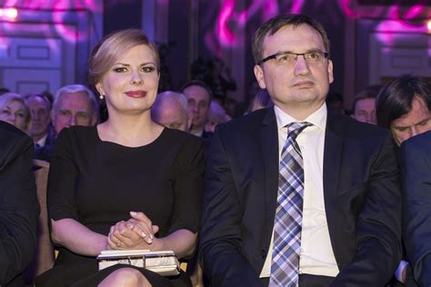 Afera KNF Patrycja Kotecka żona Zbigniewa Ziobry zadzwoniła do TVN24