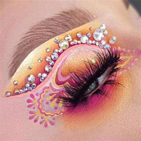 Creative Glam Makeup Look Creative Eye Makeup Eye Makeup Eye Makeup