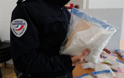 Trafics De Drogue Quelles Infractions Aux Stup Fiants Vie Publique Fr