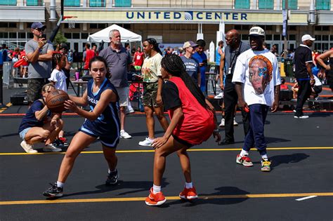 Bulls Fest: Day 1 Photo Gallery | NBA.com