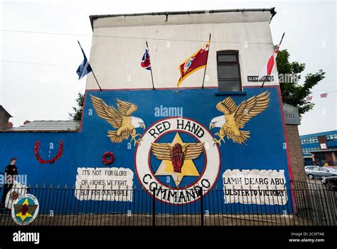 Political murals / Belfast / 18/07/2020 Stock Photo - Alamy