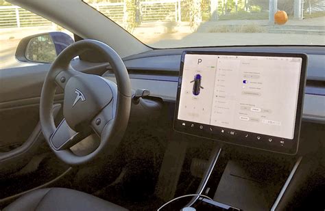 Tesla Model 3 Dashboard