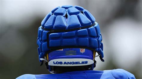 NFL says Guardian Caps permitted in games after concussions decrease in training camp | Fox News