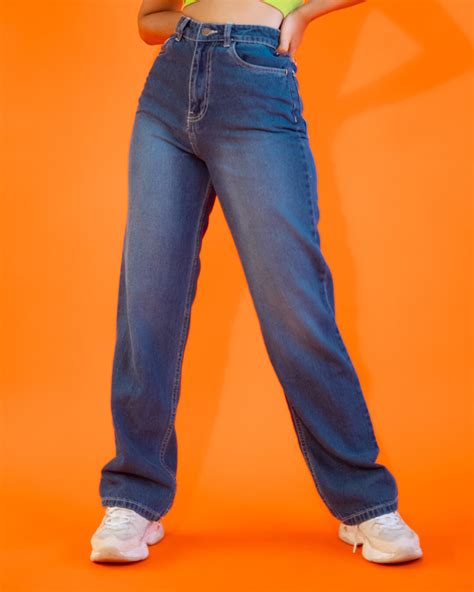 Buy Womens Blue Washed Straight Fit Jeans Online At Bewakoof