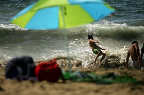 Ese Mar Que Tranquilo Nos Baña 9 De Cada 10 Playas En Chile No Son