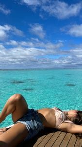 INSTA Addison Rae A Few Bikini Pics In A Photo Dump 8 31 23 Phun Org Forum