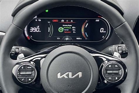 2023 Kia Soul EV Review - Reviews | Driving