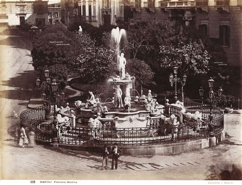 Napoli Giorgio Sommer Via Medina Con La Fontana Del Nettuno Detta