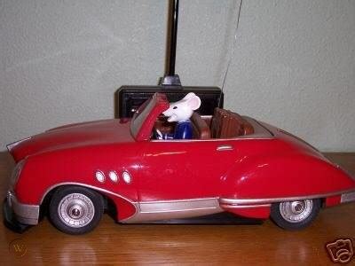 STUART LITTLE COLLECTIBLE REMOTE CONTROL CAR | #20636299