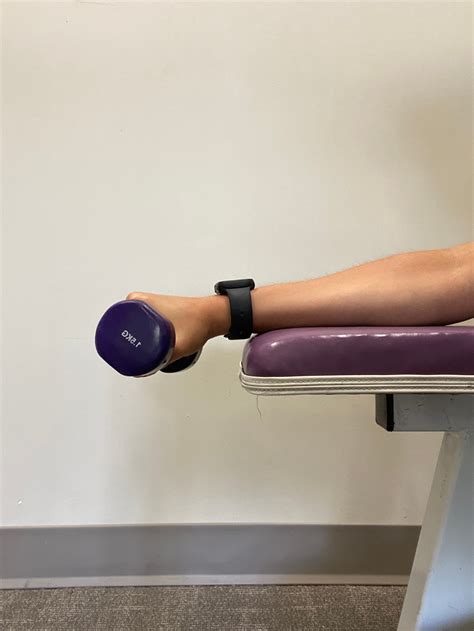 Wrist Exercise - West End Physiotherapy