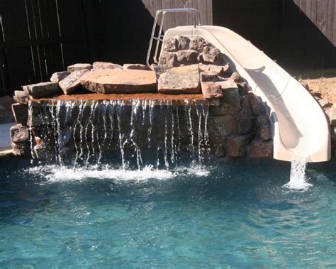 Pool Slides Classique Piscine Dallas Par Pulliam Pools Houzz