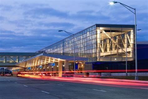 Vote - Detroit Metropolitan Wayne County Airport - Best Large Airport ...