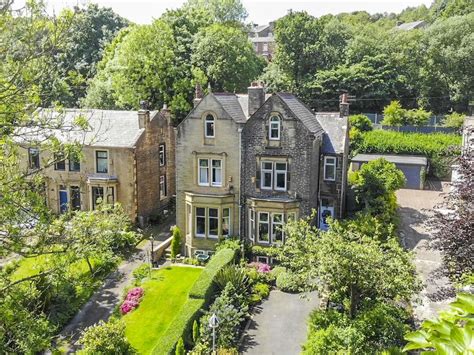 5 Bed Semi Detached House For Sale In Brooklands Road Burnley