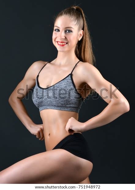 Sexy Bikini Woman Stock Photo 751948972 Shutterstock