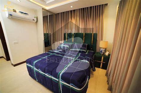 Fully Furnished Platinum Bed Apartment Suit Facing Eiffel On Easy