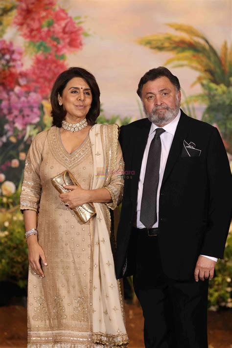 Neetu Singh, Rishi Kapoor at Sonam Kapoor and Anand Ahuja's Wedding ...