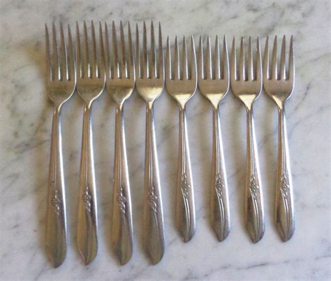 Misty Rose Stainless By Imperial Usa 4 Dinner Forks And 4 Salad Dessert