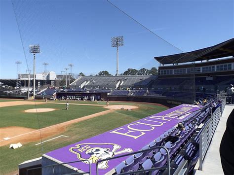 College Baseball | Stadium Journey