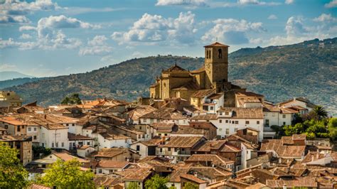 El Encantador Pueblo De La Provincia De C Ceres Que Conserva Una De Las