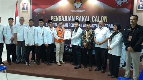 Pks Partai Pertama Yang Daftarkan Bacalegnya Ke Kpu Subang Calon