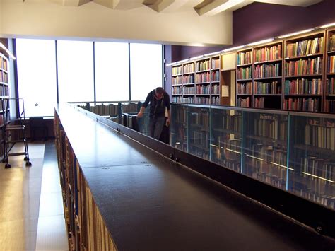 Miss Librarian Abroad: Library Visit: The London Library