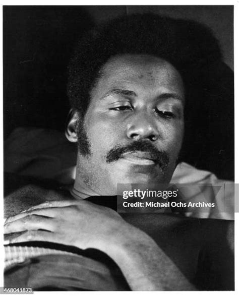 Richard Roundtree Photos And Premium High Res Pictures Getty Images