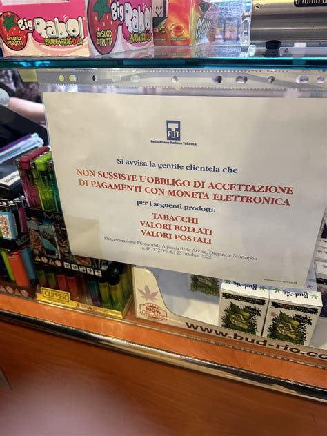 Fran Altomare On Twitter Un Saluto Al Tabaccaio Di Via Venini A