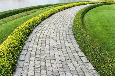 Natural stone paving tips for a patio - PIATRAONLINE.com