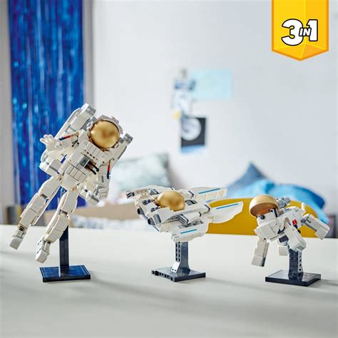 LEGO 31152 Creator Space Astronaut - Entertainment Earth