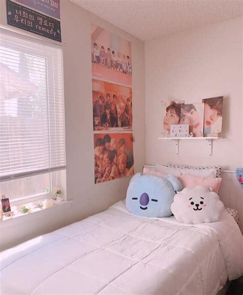 𝓵𝓾𝓷𝓪𝓽𝓲𝓬𝓪༉ Army Room Decor Aesthetic Room Decor Army Room