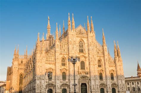 Duomo Di Milano Cathedral on Piazza Del Duomo Square, Milan, Italy ...