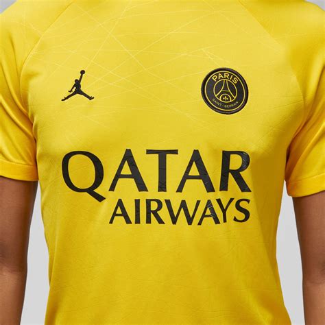 Maillot Avant Match PSG Jaune 2022 23 Sur Foot Fr