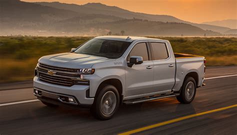 2019 Chevrolet Silverado Winter Review: High Country in Cold Country