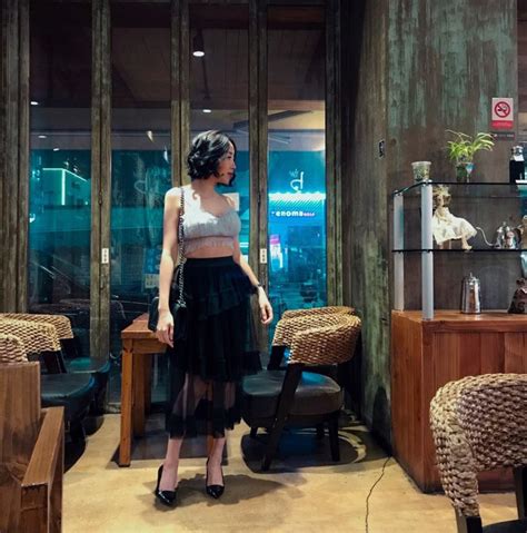 Hot mom xinh đẹp gây bão like với bài viết về nỗi khổ đàn ông Việt vào ngày 20 10