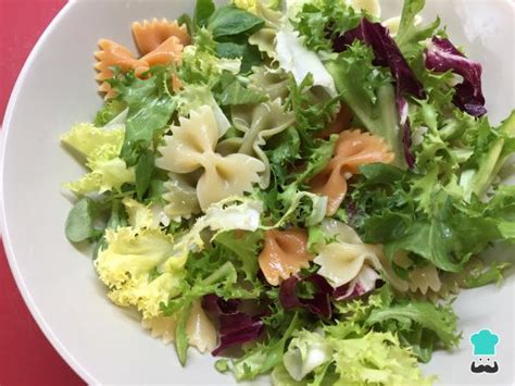 Ensalada De Pasta Con Salsa Rosa Y Lechuga ¡completa Y Deliciosa