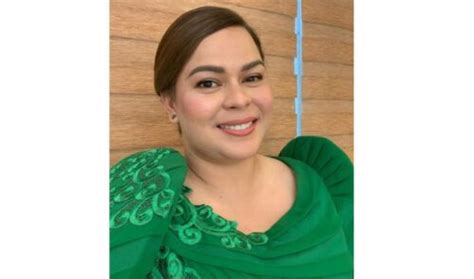 Sara Duterte Video Fixing Students Shoelaces Goes Viral